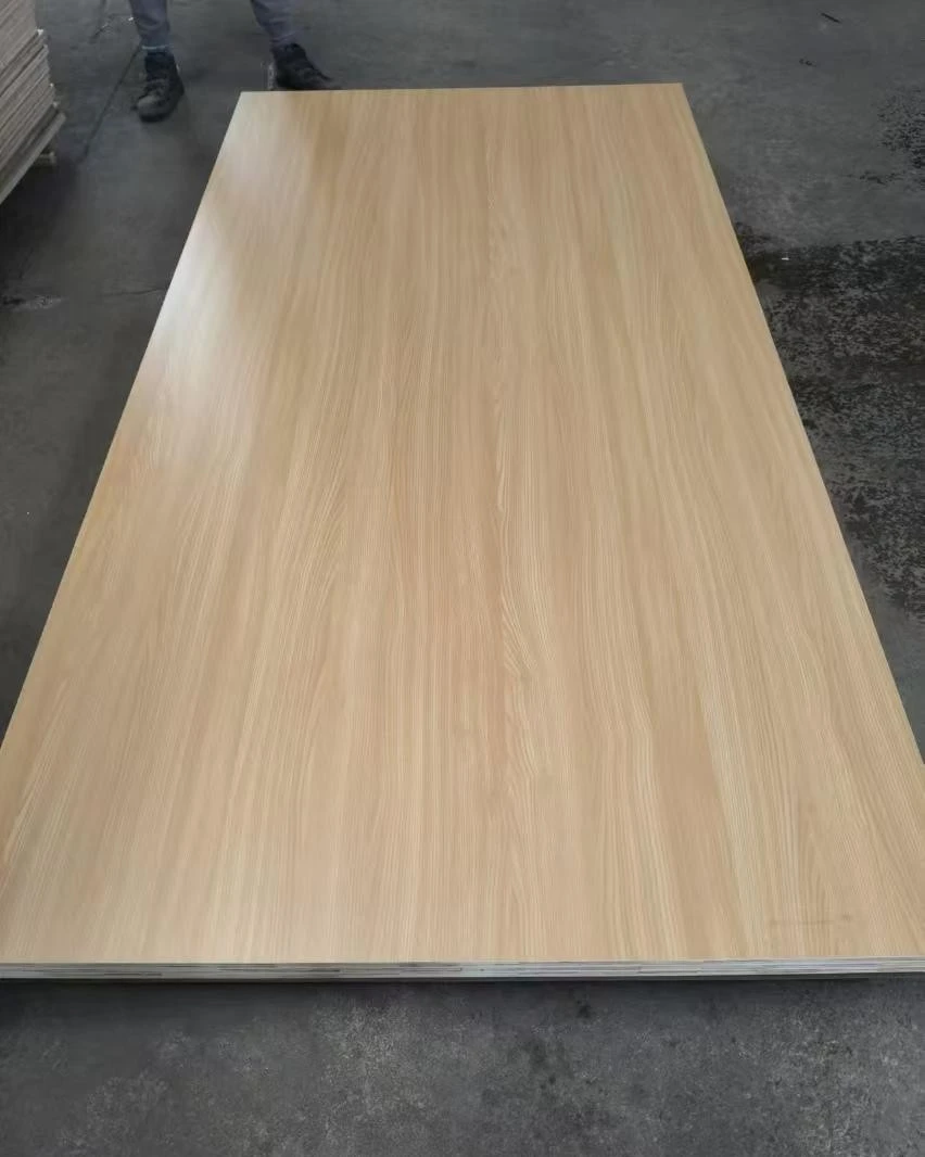 4x8 18mm Laminated Plywood Board
