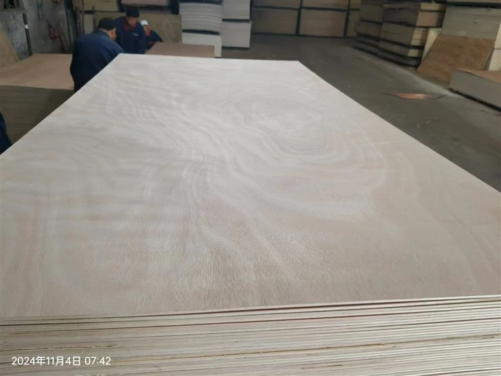 Double Sides Okoume Multi Layers Plywood For Furniture/Ceiling/Wall Decoration