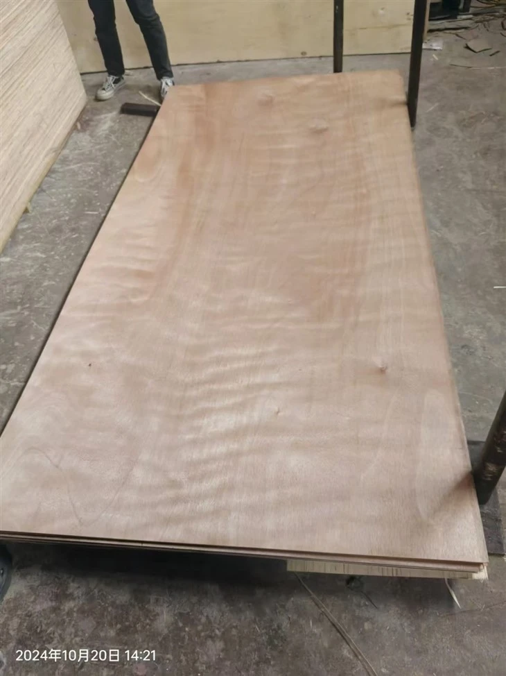 Double Sides Okoume Multi Layers Plywood For Furniture/Ceiling/Wall Decoration