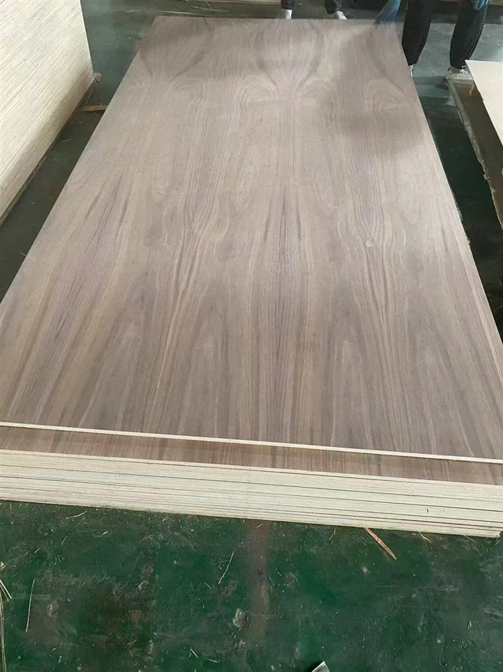Fancy Plywood Poplar Core Wulnut Natural Wood Veneer
