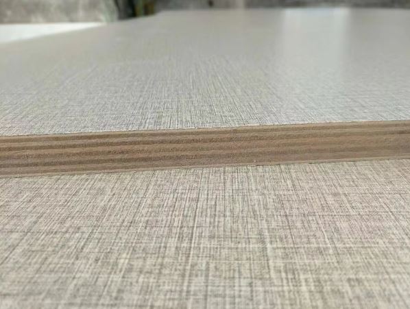 Furniture Grade High Glossy Reflective/Matte Melamine Laminated Plywood