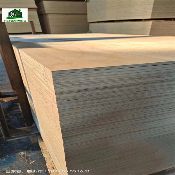 Furniture Use C+/c Grade Radiated Pine Plywood 3mm, 5mm, 12mm, 15mm, 18mm