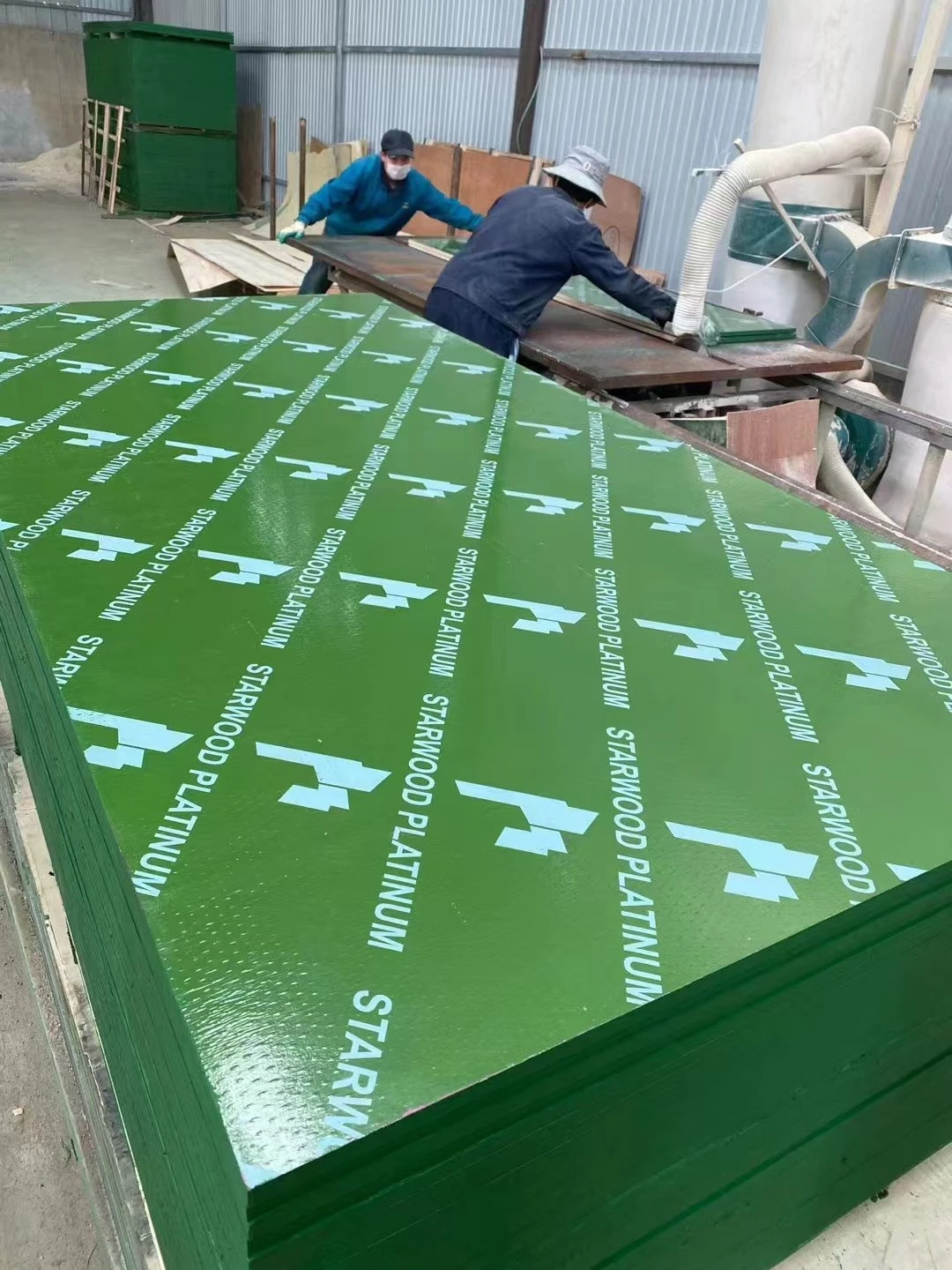 Linyi Formwork 18mm Green PP Plywood
