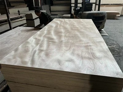Okoume Face/bottom Multi Layers Plywood For Furniture/Ceiling/Wall Decoration