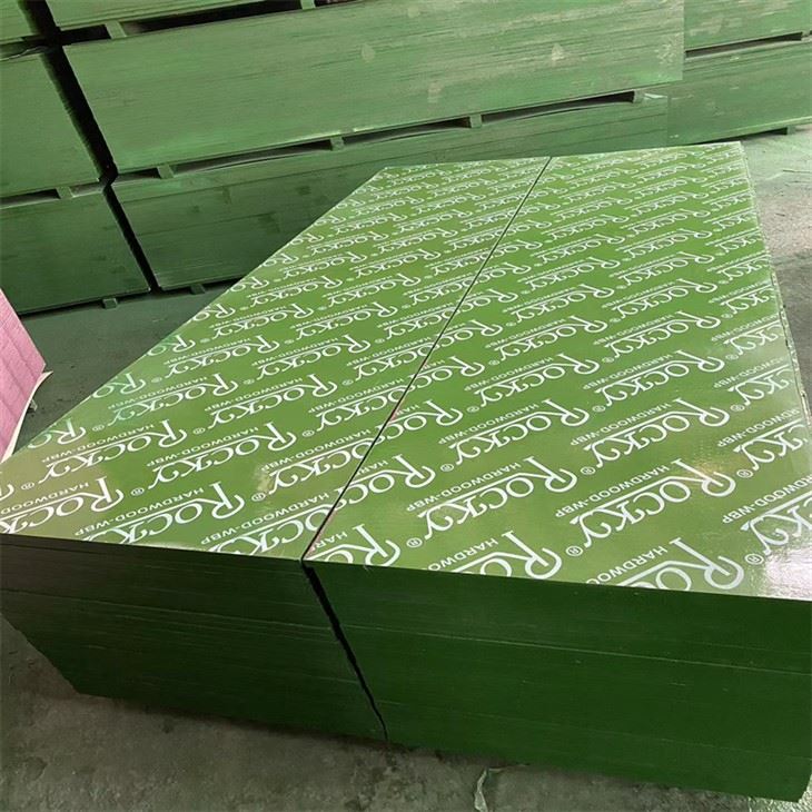 Super Quality Cheaper Distributor Of Green Film Faced Plywood For Construction in China